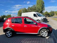 Gebraucht Dacia Sandero Stepway 84 PS (61 kW) 2012 Rot metallic Kleinwagen