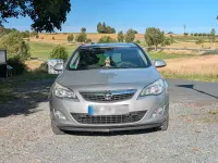 Gebraucht Opel Astra 140 PS (102 kW) 2011 Silber Limousine