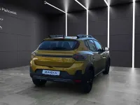 Neu Dacia Sandero Extreme 110 PS (80 kW) 2026 Amber yellow Limousine