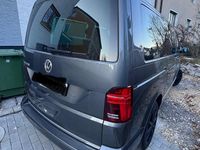 Gebraucht VW Multivan 199 PS (146 kW) 2021 Grau Van