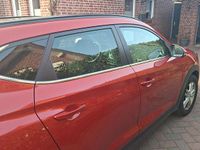 Gebraucht Hyundai Tucson 141 PS (103 kW) 2017 Rot SUV