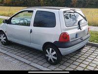 Second-hand Renault Twingo 75 CP (55 kW) 2001 Argintiu Hatchback