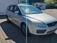 Gebraucht Ford Focus Fun X 101 PS (74 kW) 2007 Silber Limousine
