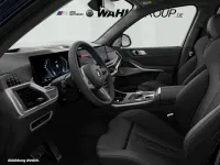 Neu BMW X7 M Sport 530 PS (389 kW) 2026 Grau SUV
