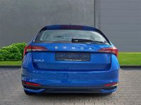 Neu Skoda Scala Selection 116 PS (85 kW) 2025 Blau Kleinwagen