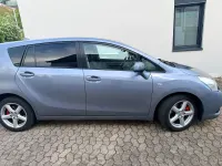 Gebraucht Toyota Verso 150 PS (110 kW) 2010 Grau Van / Kleinbus