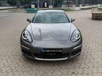 Gebraucht Porsche Panamera 300 PS (220 kW) 2014 Grau Kleinwagen
