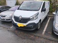 Gebraucht Renault Traffic 140 PS (102 kW) 2016 Weiß Limousine