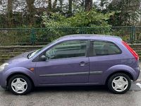 Gebraucht Ford Fiesta Style 60 PS (44 kW) 2007 Violet Kleinwagen