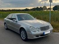 Gebraucht Mercedes E200 Elegance 122 PS (89 kW) 2002 Grau Limousine