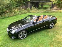 Second-hand Mercedes E220 170 CP (125 kW) 2016 Negru Cabrio