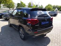 Gebraucht Suzuki Vitara 140 PS (102 kW) 2019 Schwarz (schwarzmet.) SUV