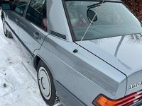 Gebraucht Mercedes 190 118 PS (86 kW) 1989 Grau Limousine
