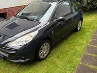 Gebraucht Peugeot 206+ 75 PS (55 kW) 2009 Schwarz Kleinwagen