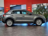 Gebraucht VW T-Roc 116 PS (85 kW) 2024 Grau SUV
