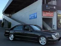 Gebraucht Mercedes E320 AMG 197 PS (144 kW) 2001 Schwarz Limousine