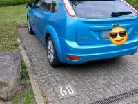 Gebraucht Ford Focus 100 PS (73 kW) 2010 Blau Kleinwagen