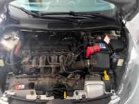 Gebraucht Ford Fiesta 82 PS (60 kW) 2012 Silber Kleinwagen