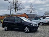 Gebraucht VW Touran Match 105 PS (77 kW) 2013 Schwarz Van / Kleinbus