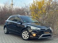 Gebraucht Hyundai i20 Active 101 PS (74 kW) 2016 Schwarz Limousine
