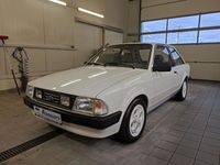 Gebraucht Ford Escort 54 PS (39 kW) 1983 Weiß Coupé