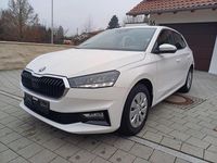 Neu Skoda Fabia Essence 80 PS (58 kW) 2025 Weiß Limousine