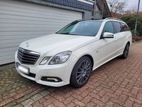 Gebraucht Mercedes E200 Avantgarde 184 PS (135 kW) 2010 Weiß Kombi