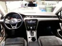 gebraucht VW Passat Variant Elegance 4Motion2.0TDI DSG Matrix