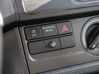 Gebraucht VW Transporter 102 PS (75 kW) 2019 Grün Van