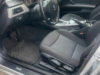 Gebraucht BMW 325 218 PS (160 kW) 2005 Silber Limousine