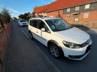 Gebraucht VW Touran Cross 140 PS (102 kW) 2013 Weiß Van / Kleinbus