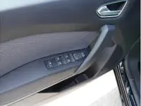 Neu Renault Kangoo Techno 131 PS (96 kW) 2025 Schwarz (schwarz) Van / Kleinbus