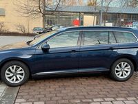 Gebraucht VW Passat 150 PS (110 kW) 2015 Blau Kombi