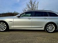 Gebraucht BMW 520 Luxury Line 184 PS (135 kW) 2013 Silber Kombi