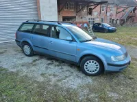 Używany VW Passat 101 KM (74 kW) 1997 Niebieski Kombi