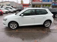 Gebraucht Skoda Fabia Joy 75 PS (55 kW) 2016 Weiß Limousine
