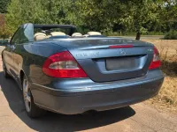Gebraucht Mercedes CLK320 Avantgarde 224 PS (164 kW) 2007 Blau Cabrio