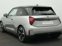 Gebraucht Mini Cooper SE Favoured 160 kW (218 PS) 2024 Grau Kleinwagen