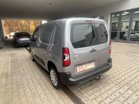 Gebraucht Toyota Proace 131 PS (96 kW) 2022 Silber Van / Kleinbus
