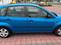 Gebraucht Ford Fiesta 70 PS (51 kW) 2005 Blau Kleinwagen