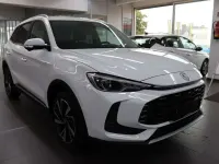 Neu MG ZS Luxury 197 PS (144 kW) 2025 Weiß Limousine