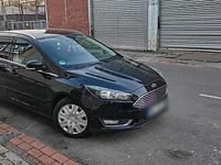 Gebraucht Ford Focus Titanium 120 PS (88 kW) 2016 Schwarz Kombi