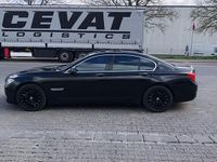 Gebraucht BMW 740 306 PS (225 kW) 2010 Schwarz Limousine