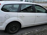 Gebraucht Ford Focus 109 PS (80 kW) 2008 Weiß Kombi