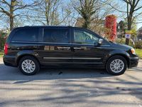Gebraucht Lancia Voyager Platinum 178 PS (130 kW) 2013 Schwarz Van / Kleinbus