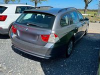 Gebraucht BMW 318 143 PS (105 kW) 2009 Grau Kombi
