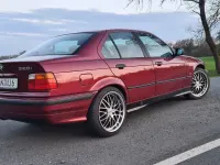 Gebraucht BMW 320 150 PS (110 kW) 1996 Rot Limousine