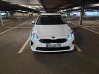 Gebraucht Kia Ceed 136 PS (100 kW) 2021 Weiß Kleinwagen