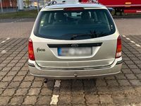 Usata Ford Focus 90 CV (66 kW) 2002 Argento Station wagon