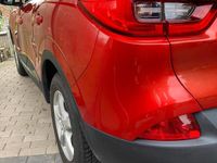 Gebraucht Renault Kadjar 131 PS (96 kW) 2016 Rot SUV